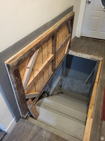 11 West Main Eureka, UT 84628 - Photo 35 of 48 Staircase with wood finished floors