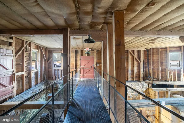 a view of an entryway