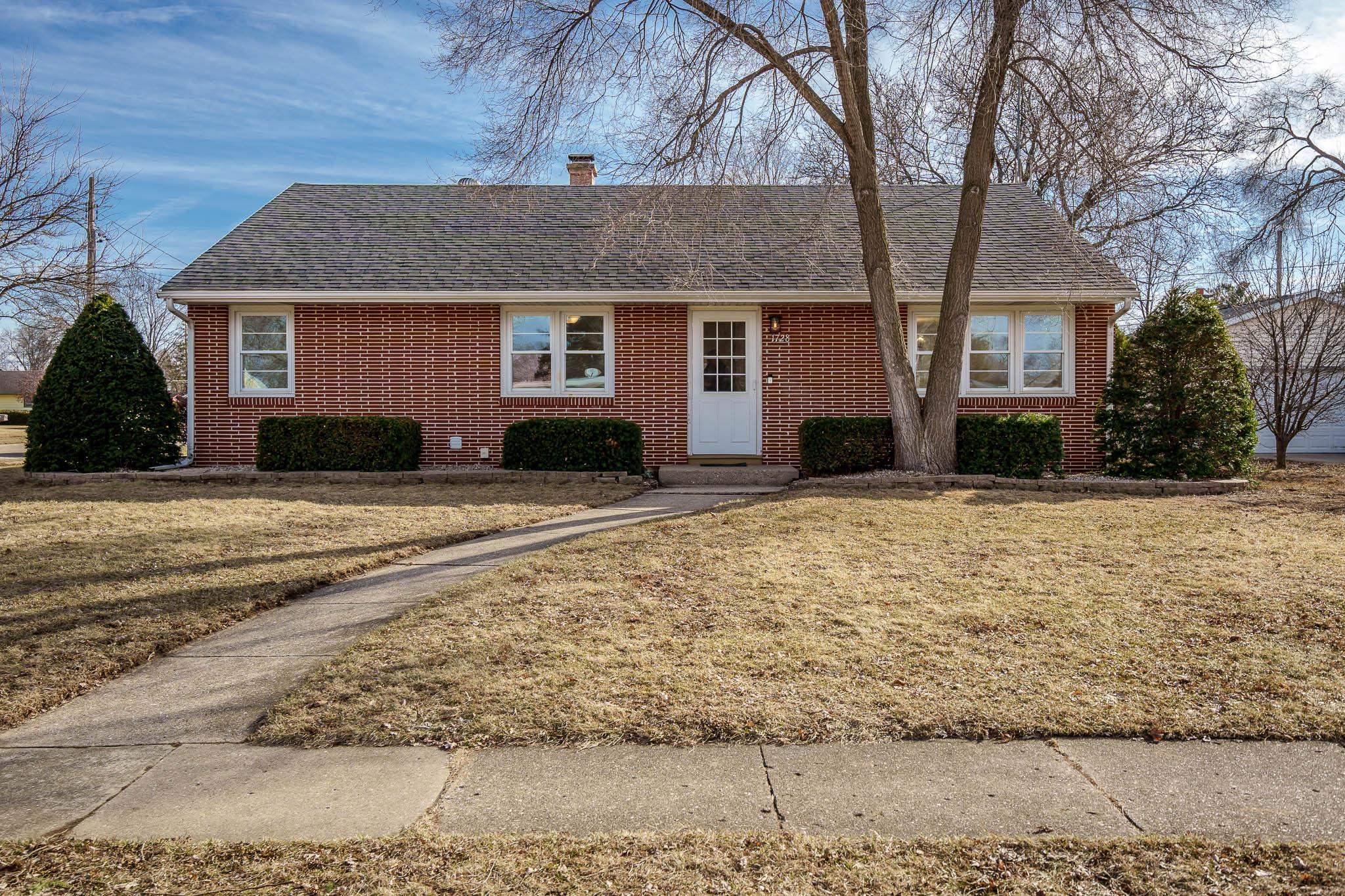 1728 Henderson Avenue Beloit, WI 53511 - Photo 1 of 1