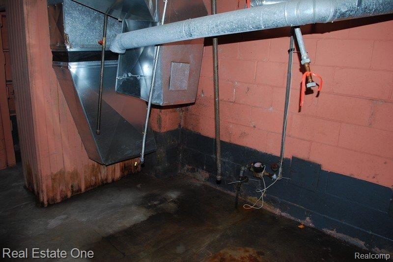 3903 Devonshire Road Detroit, MI 48224 - Photo 24 of 25 No Furnace or HWT