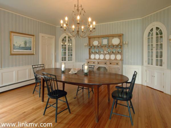 40 Green Hollow Road Edgartown, MA 02539 - Photo 13 of 31 http://d1qzqeyxiitrap.cloudfront.net/photos/19580/600/6aeaafb7.jpg