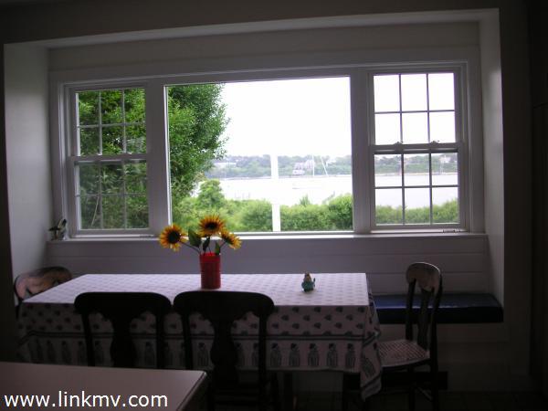 40 Green Hollow Road Edgartown, MA 02539 - Photo 16 of 31 http://d1qzqeyxiitrap.cloudfront.net/photos/19580/600/eab1099e.jpg
