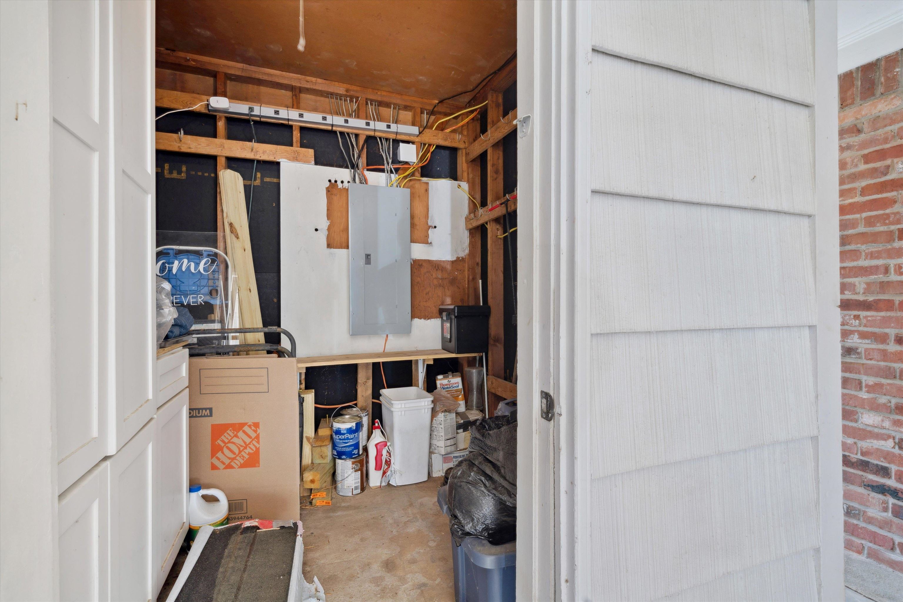 4821 Dee Road Memphis, TN 38117 - Photo 22 of 25 a view of walk in closet with clothes and shoes