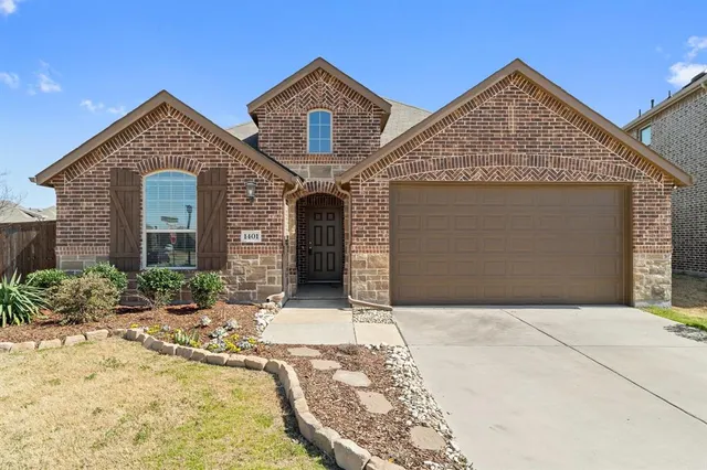 $2,400 | 1401 Macaw Court, Little Elm, TX 75068