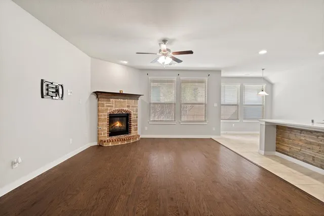 $2,400 | 1401 Macaw Court, Little Elm, TX 75068