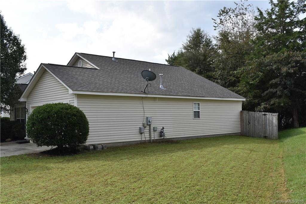 11222 Gold Pan Road Charlotte, NC 28215 - Photo 2 of 28