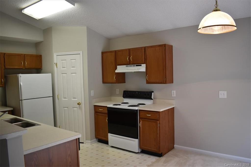 11222 Gold Pan Road Charlotte, NC 28215 - Photo 11 of 28