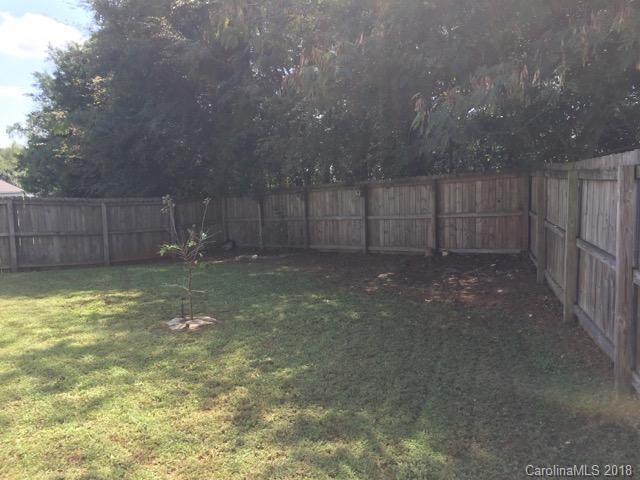 11222 Gold Pan Road Charlotte, NC 28215 - Photo 5 of 28
