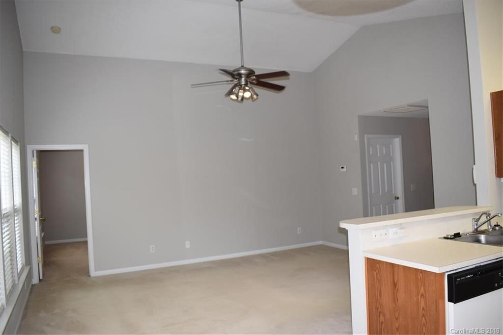 11222 Gold Pan Road Charlotte, NC 28215 - Photo 9 of 28