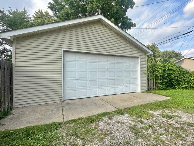 19906 Inkster Road Redford, MI 48240 - Photo 11 of 11 Gallery Image 11