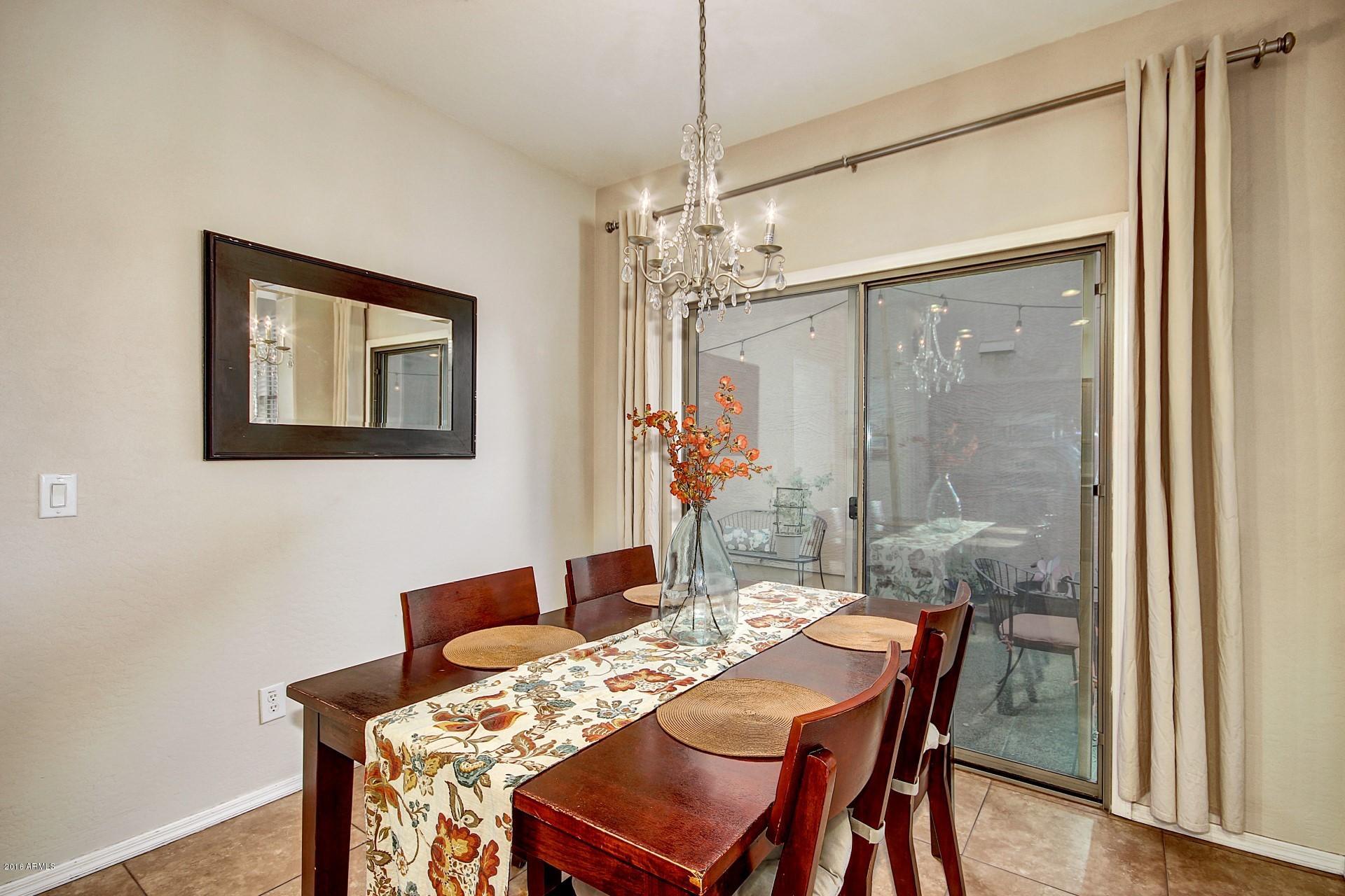 3949 South Rim Road Gilbert, AZ 85297 - Photo 10 of 27 dinning