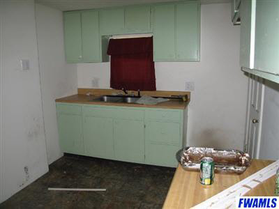 404 McBarnes Street Decatur, IN 46733 - Photo 5 of 5