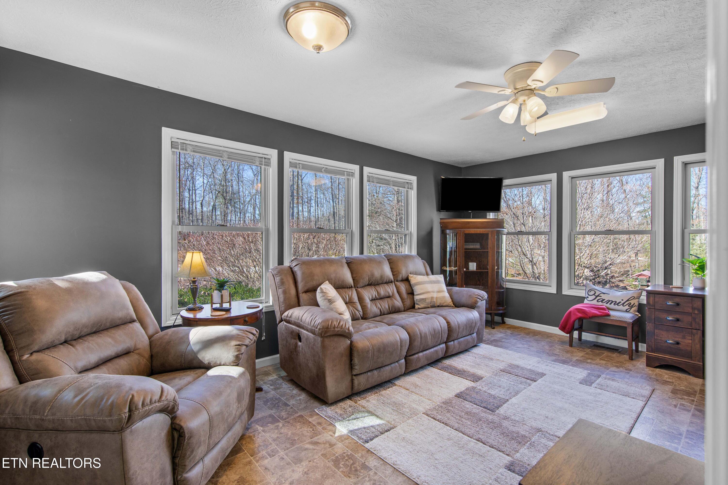 317 Georgee Road Jamestown, TN 38556 - Photo 25 of 42 030A8573