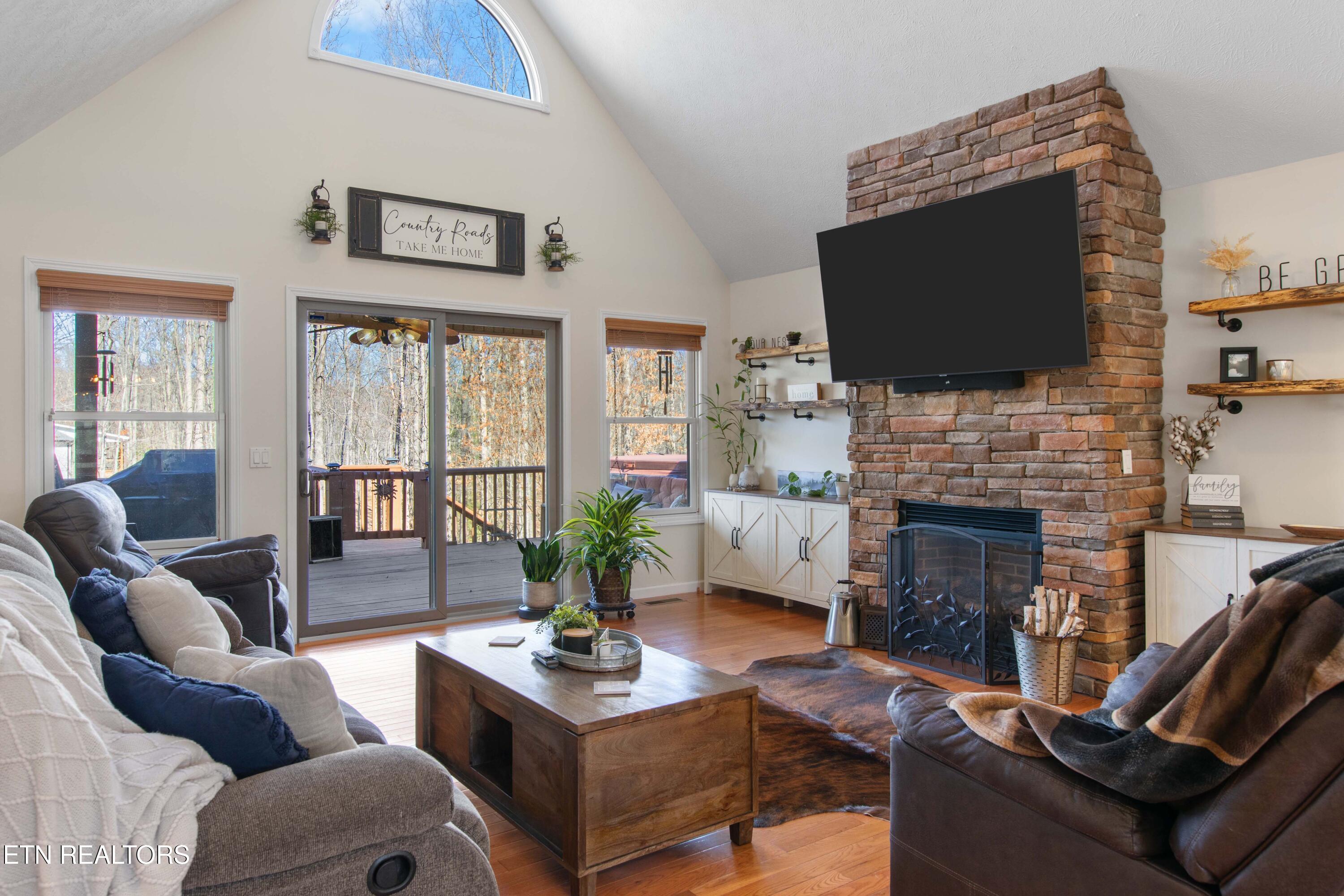 317 Georgee Road Jamestown, TN 38556 - Photo 3 of 42 030A8396