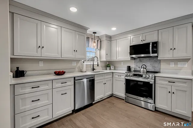 $329,000 | 11 Tomlinson Avenue, Plymouth, CT 06786