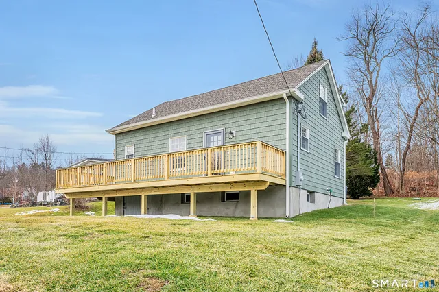 $329,000 | 11 Tomlinson Avenue, Plymouth, CT 06786