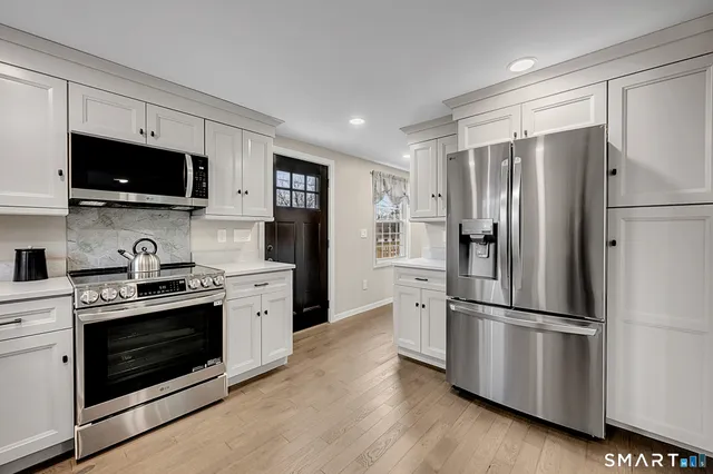 $329,000 | 11 Tomlinson Avenue, Plymouth, CT 06786