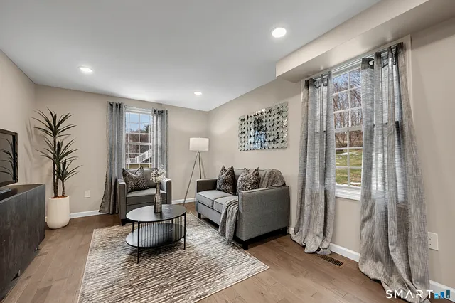 $329,000 | 11 Tomlinson Avenue, Plymouth, CT 06786