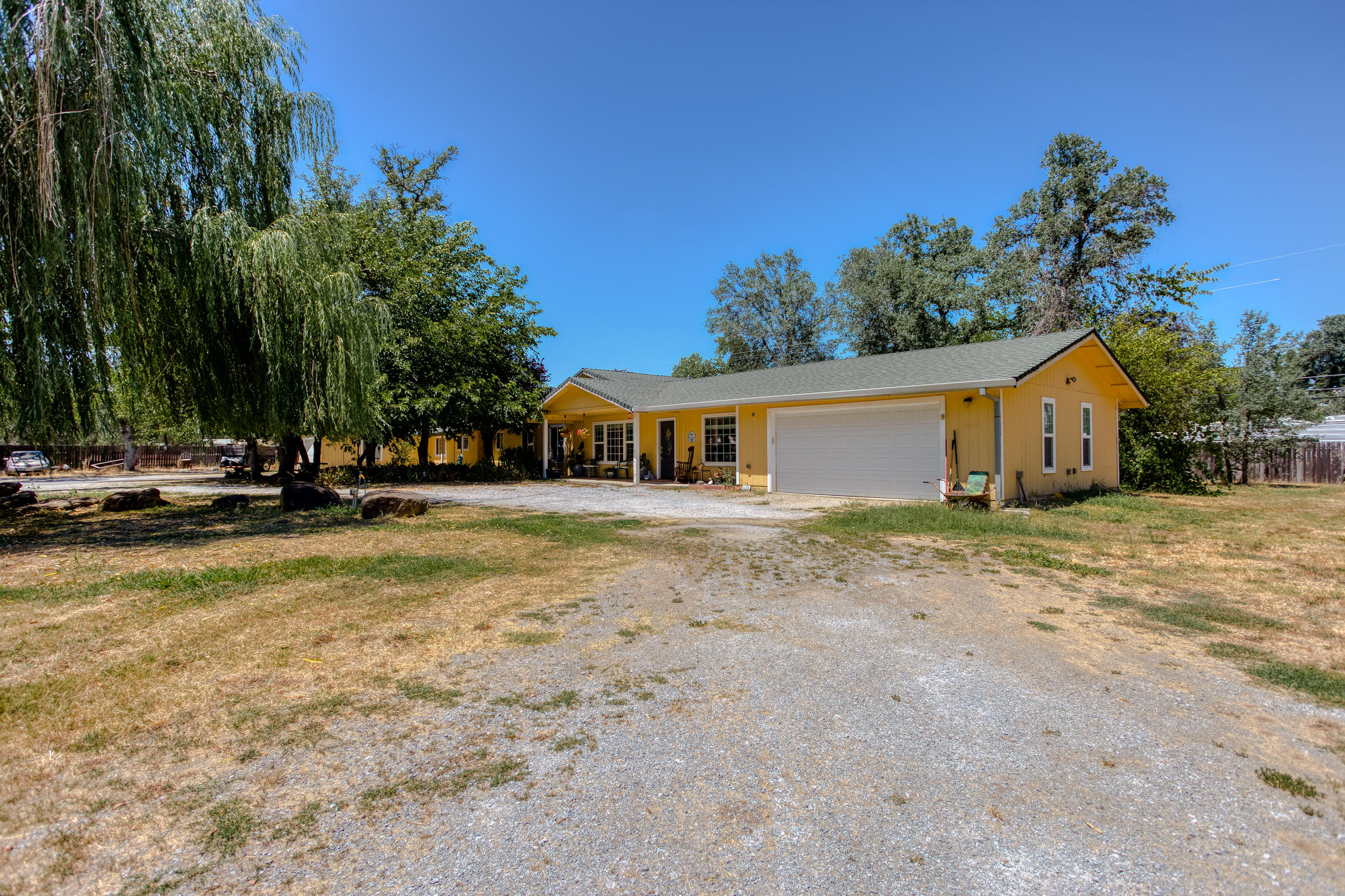 18558 Old Oasis Road Redding, CA 96003 - Photo 2 of 58 IMG_8822