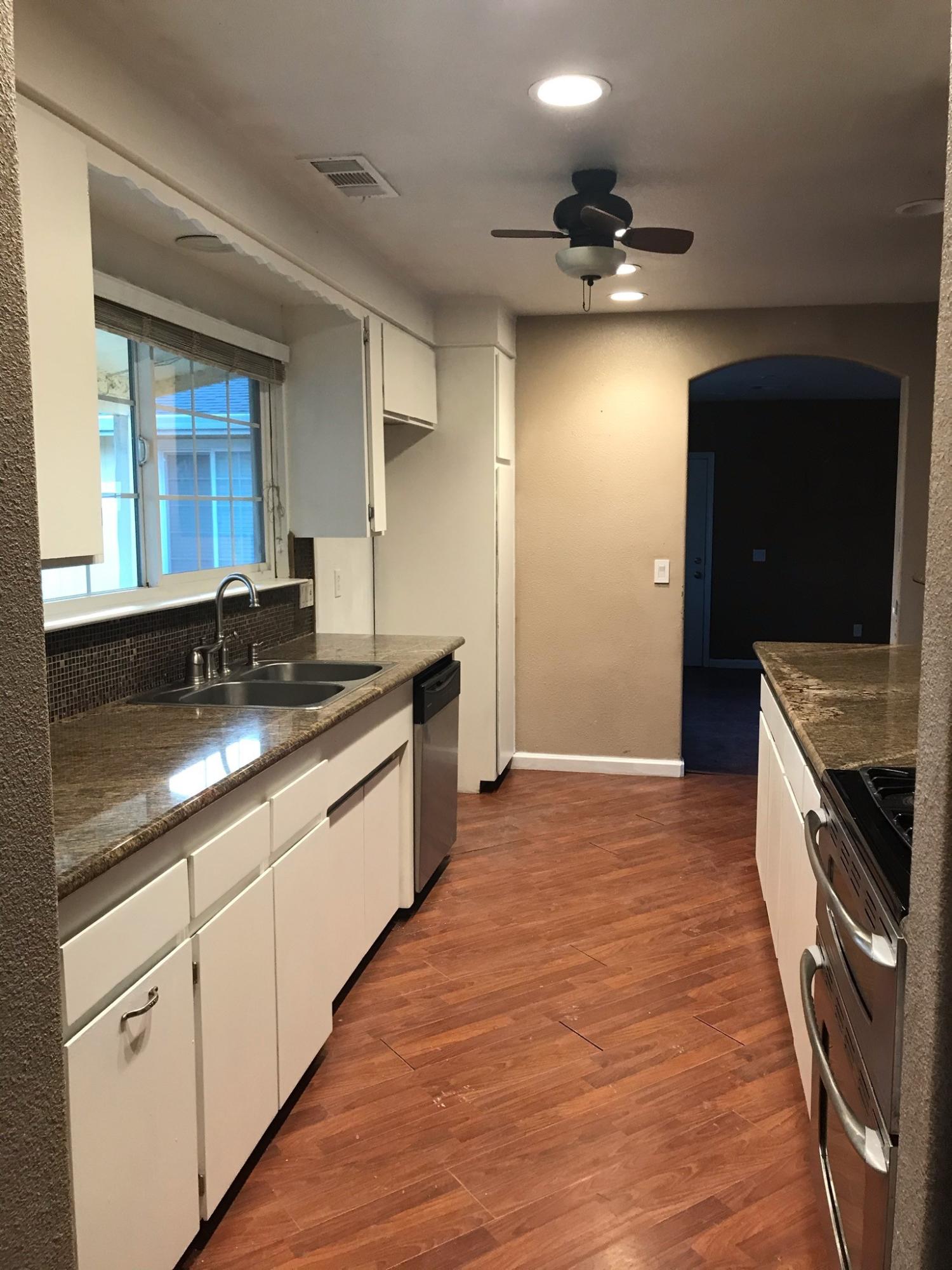 18558 Old Oasis Road Redding, CA 96003 - Photo 27 of 58 kitchen