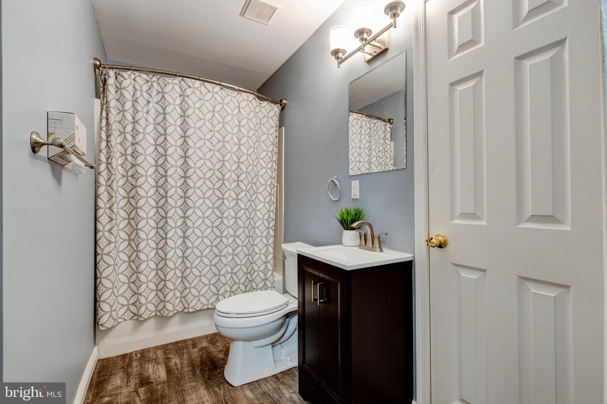 2244 Commissary Circle Odenton, MD 21113 - Photo 4 of 28