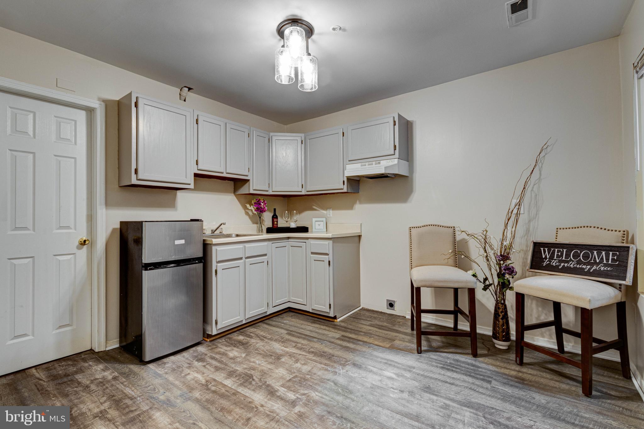 2244 Commissary Circle Odenton, MD 21113 - Photo 5 of 28