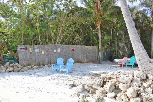 $129,000 | 1516 South Lakeside Drive, Unit 318, Lake Worth Beach, FL 33460