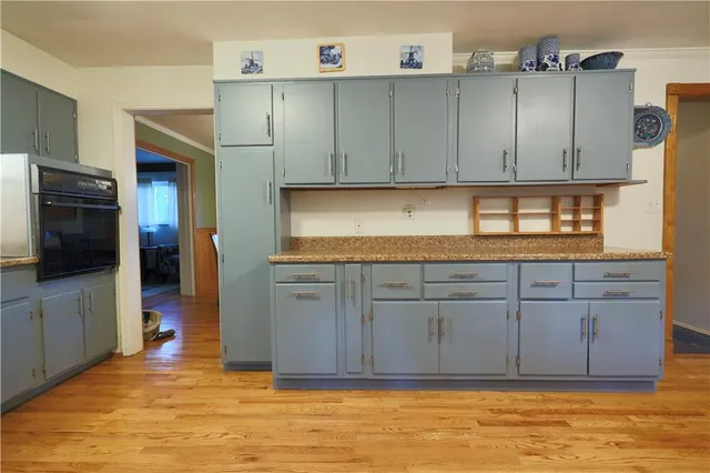 a view of a storage & utility room