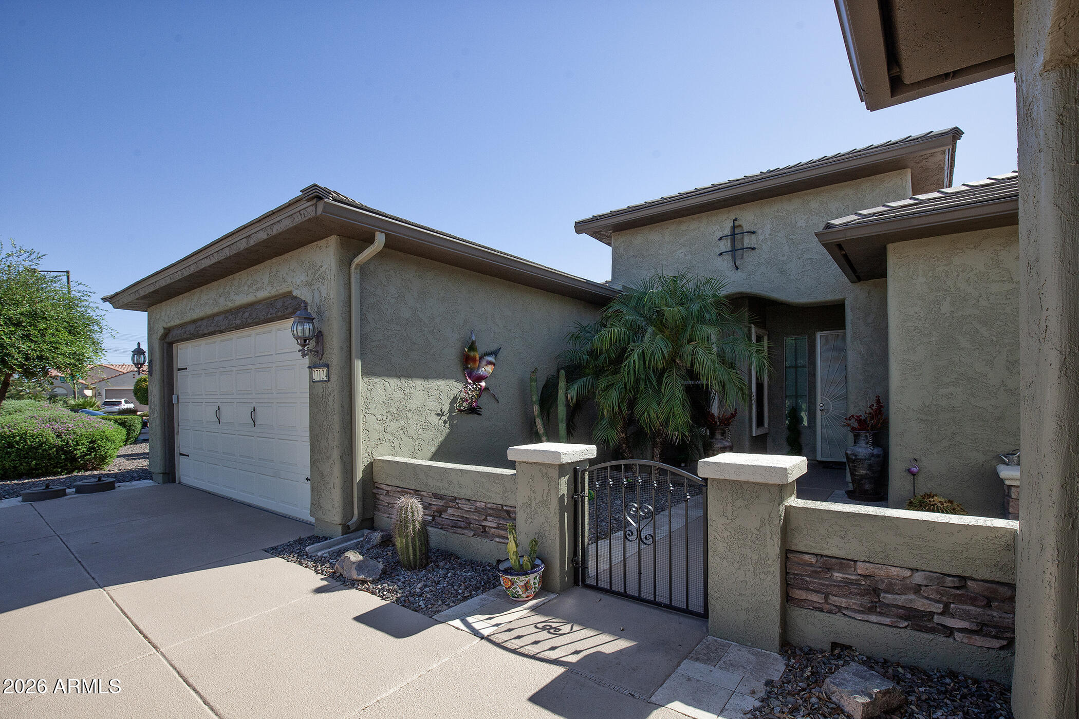 27124 West Burnett Road Buckeye, AZ 85396 - Photo 13 of 106
