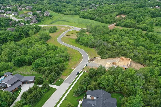 $245,000 | 13126 West 52nd Terrace, Shawnee, KS 66216