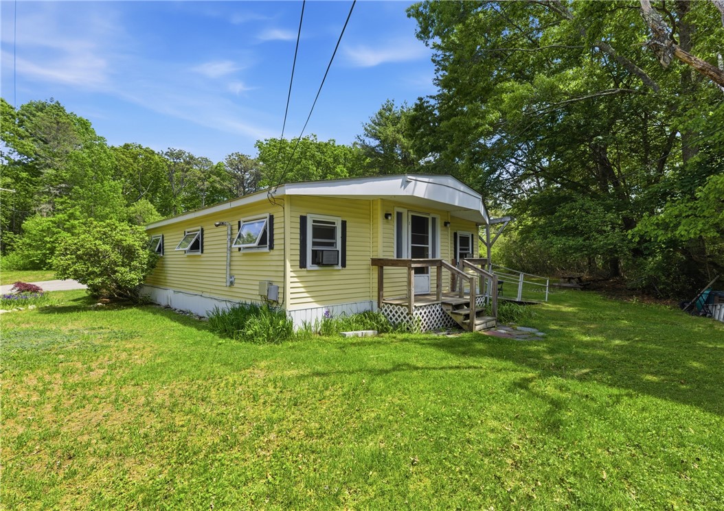 38 Airport Road Coventry, RI 02816 - Photo 3 of 20