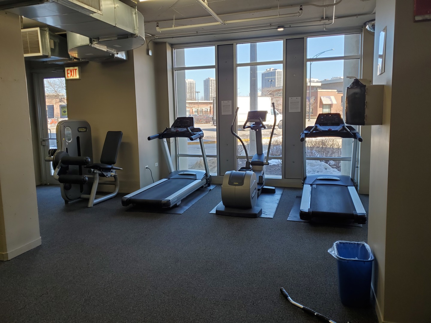 511 West Division Street, Unit 406 Chicago, IL 60610 - Photo 31 of 33