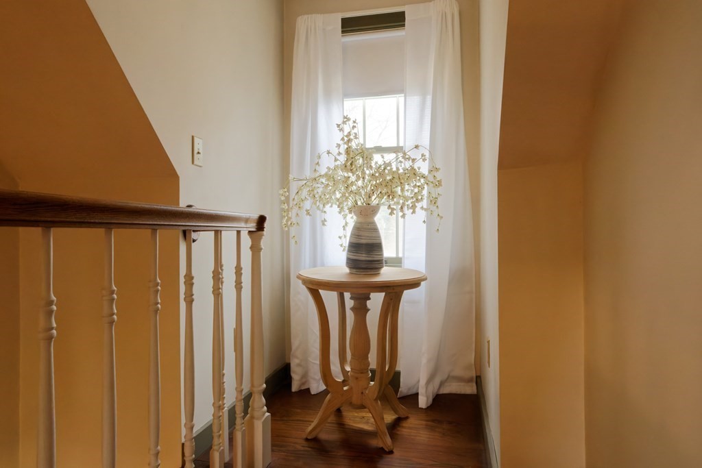 43 Brookfield Road Tewksbury, MA 01876 - Photo 25 of 29 Gallery Image 25