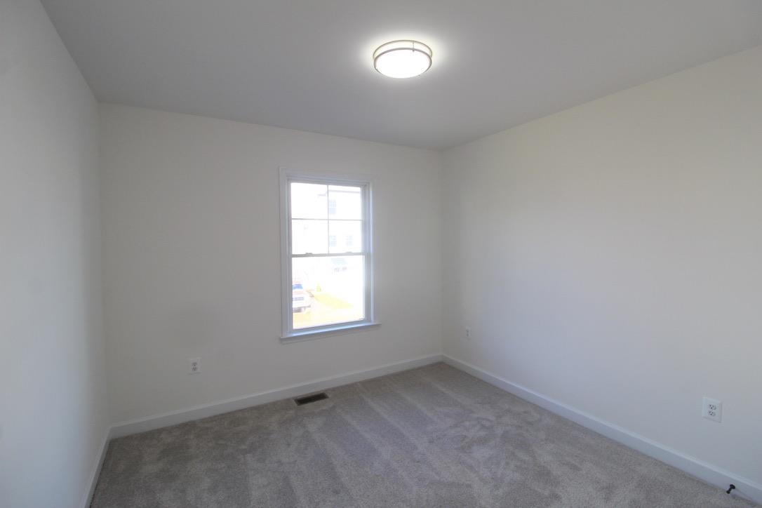 1537 Palomino Trail Harrisonburg, VA 22801 - Photo 19 of 33 an empty room with a window