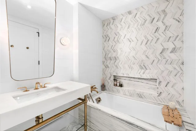 $1,950,000 | 50 Clinton Street, Unit 6D | Lower East Side