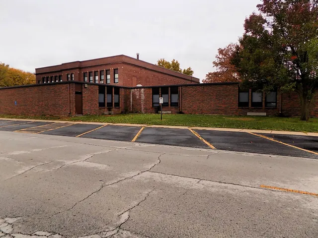 $500,000 | 1206 East Elm Street, Streator, IL 61364