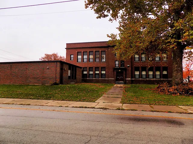 $500,000 | 1206 East Elm Street, Streator, IL 61364