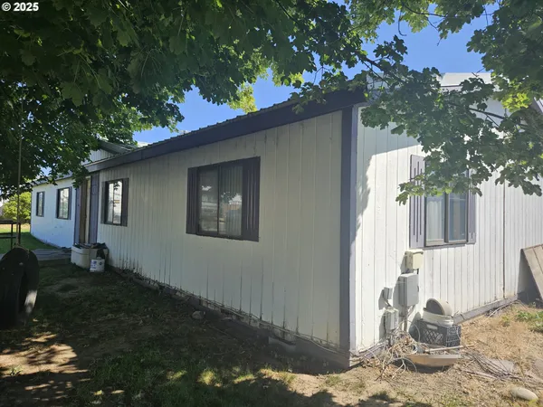 $138,000 | 342 2nd Place, Richland, OR 97870