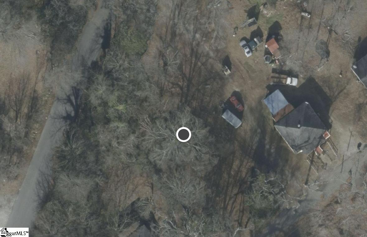 30 Varner Street Spartanburg, SC 29306 - Photo 2 of 3