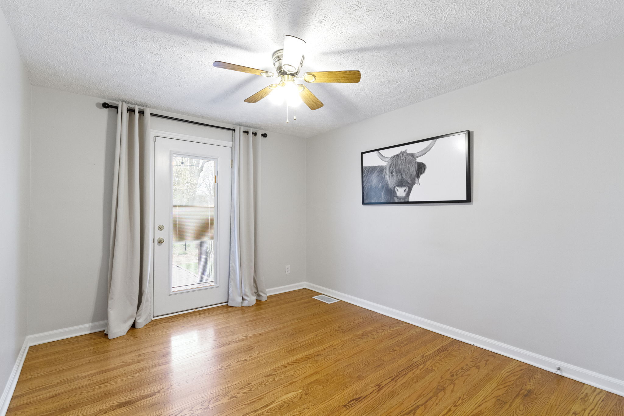 1220 Nicholas Road Indianapolis, IN 46220 - Photo 21 of 48 Gallery Image 21