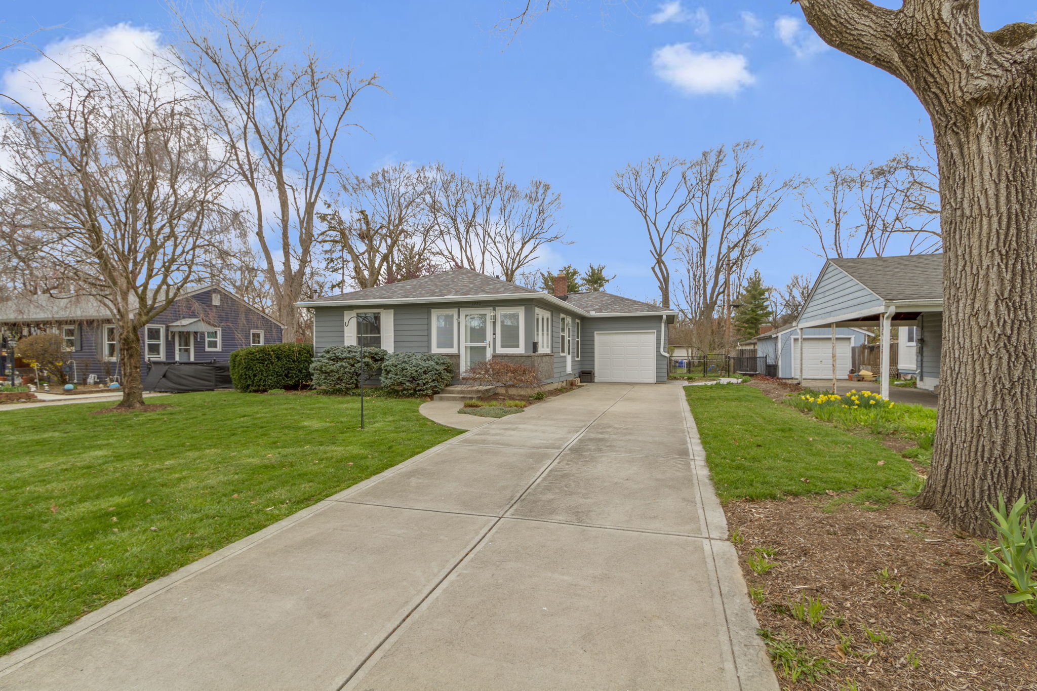 1220 Nicholas Road Indianapolis, IN 46220 - Photo 40 of 48 Gallery Image 40