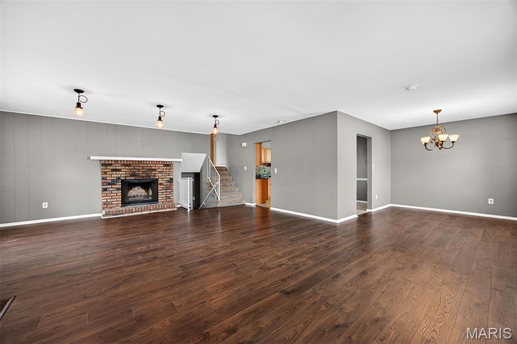 4145 Elkhart Lake Road St. Charles, MO 63304 - Photo 4 of 34