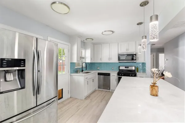 $300,000 | 3203 San Lucas Avenue, Dallas, TX 75228
