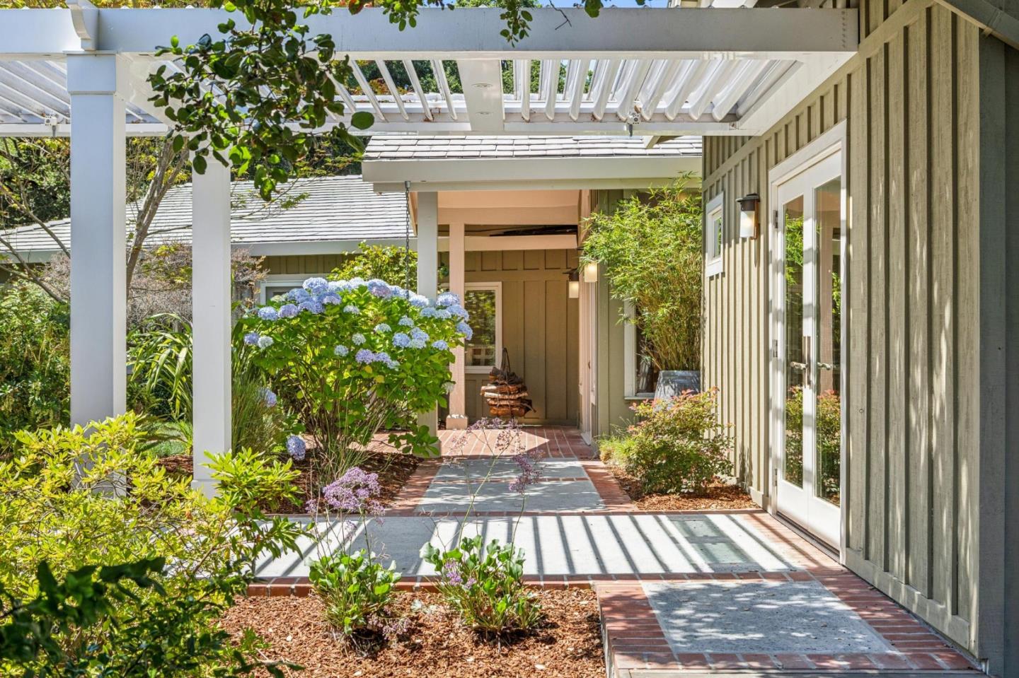 11270 Page Mill Road Los Altos Hills, CA 94022 - Photo 38 of 62