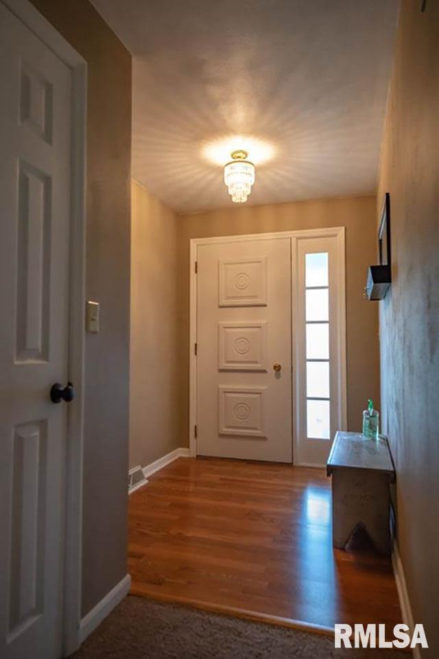805 North Moran Road Trivoli, IL 61569 - Photo 7 of 39