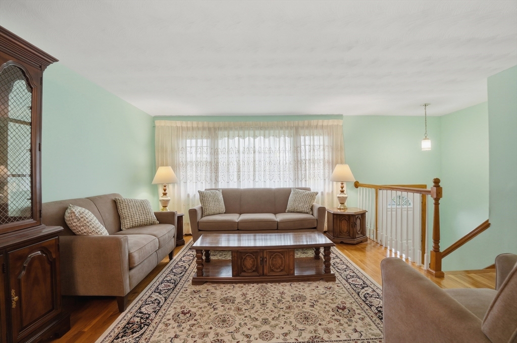 184 Dover Street Brockton, MA 02301 - Photo 11 of 33