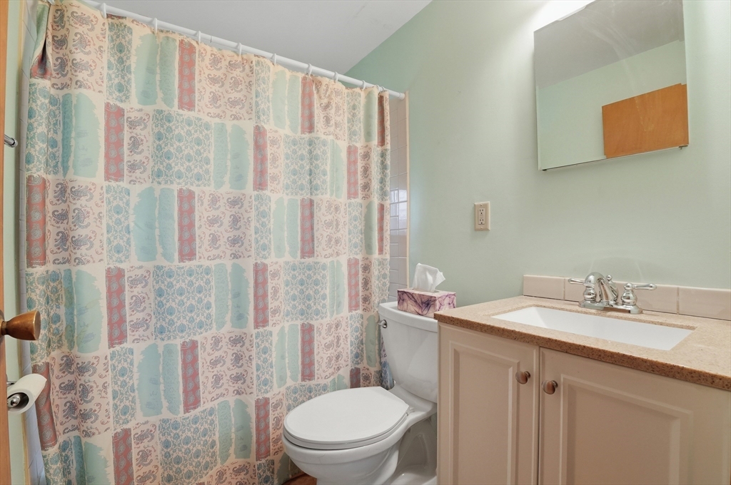 184 Dover Street Brockton, MA 02301 - Photo 23 of 33