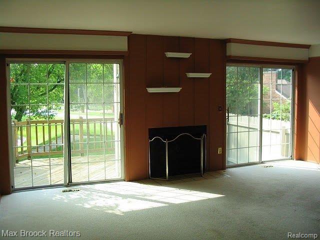 1151 Pine Ridge Court Rochester, MI 48306 - Photo 12 of 19 Living Room