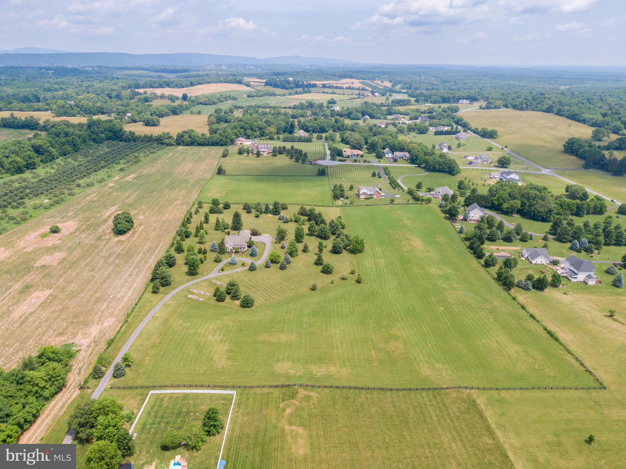 1015 Russell Road Clear Brook, VA 22624 - Photo 6 of 59
