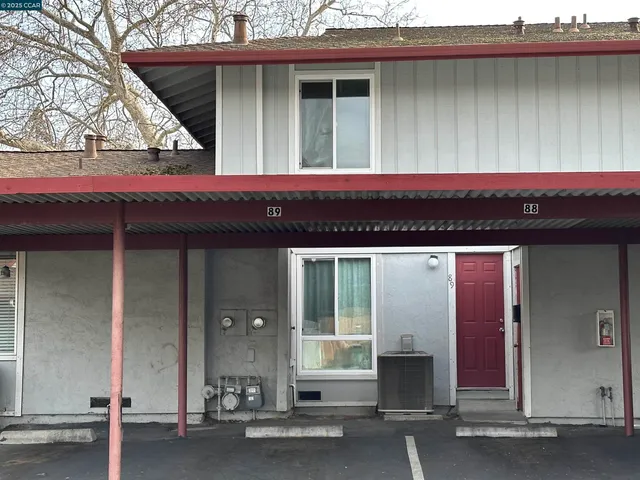 a view of a house with a outdoor space